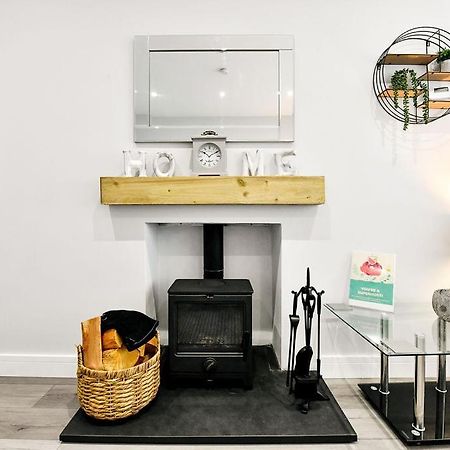 Just Stay Wales Swansea Extérieur photo
