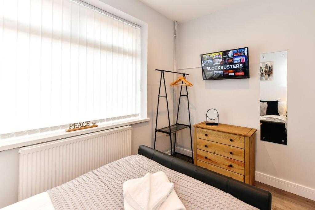 Just Stay Wales Swansea Extérieur photo
