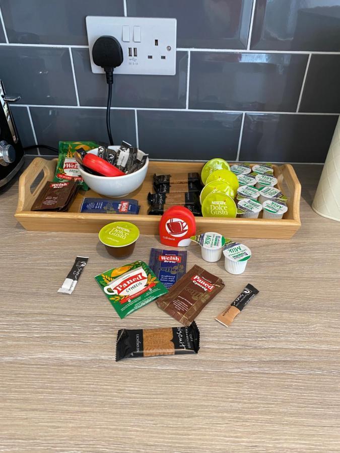 Just Stay Wales Swansea Extérieur photo